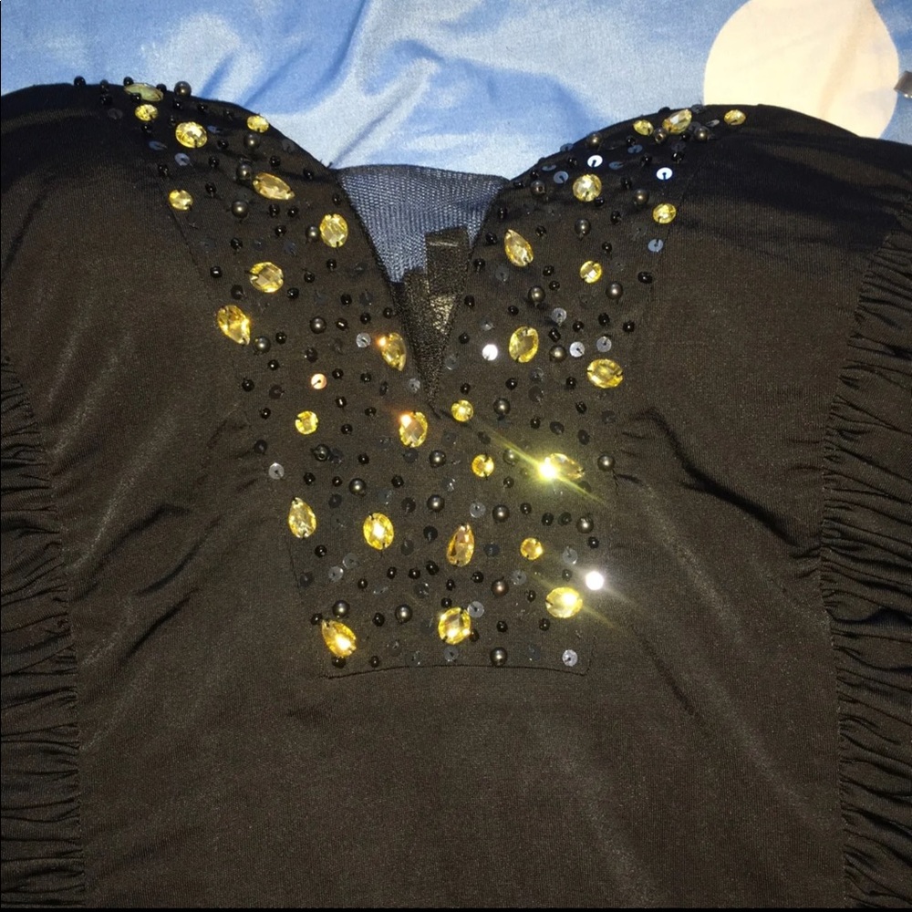 Dress - Picture 3 of 3